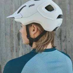 Budget ๐ฅฐ POC Sports Axion ๐ 33 POC Sports Axion