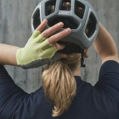 POC Sports Agile Short Glove